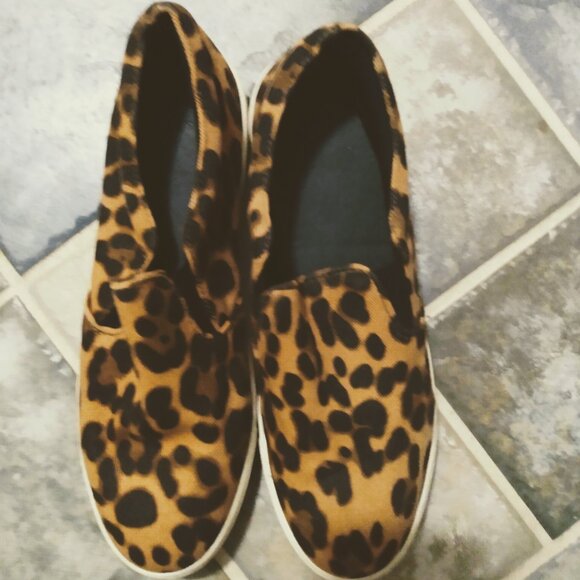 Ladies size 10 A New Day slip on animal print sneakers shoes - Picture 1 of 8